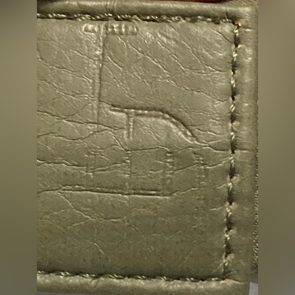 EUC - Olive green crossbody bag with gold hardware - Picture 9 of 10